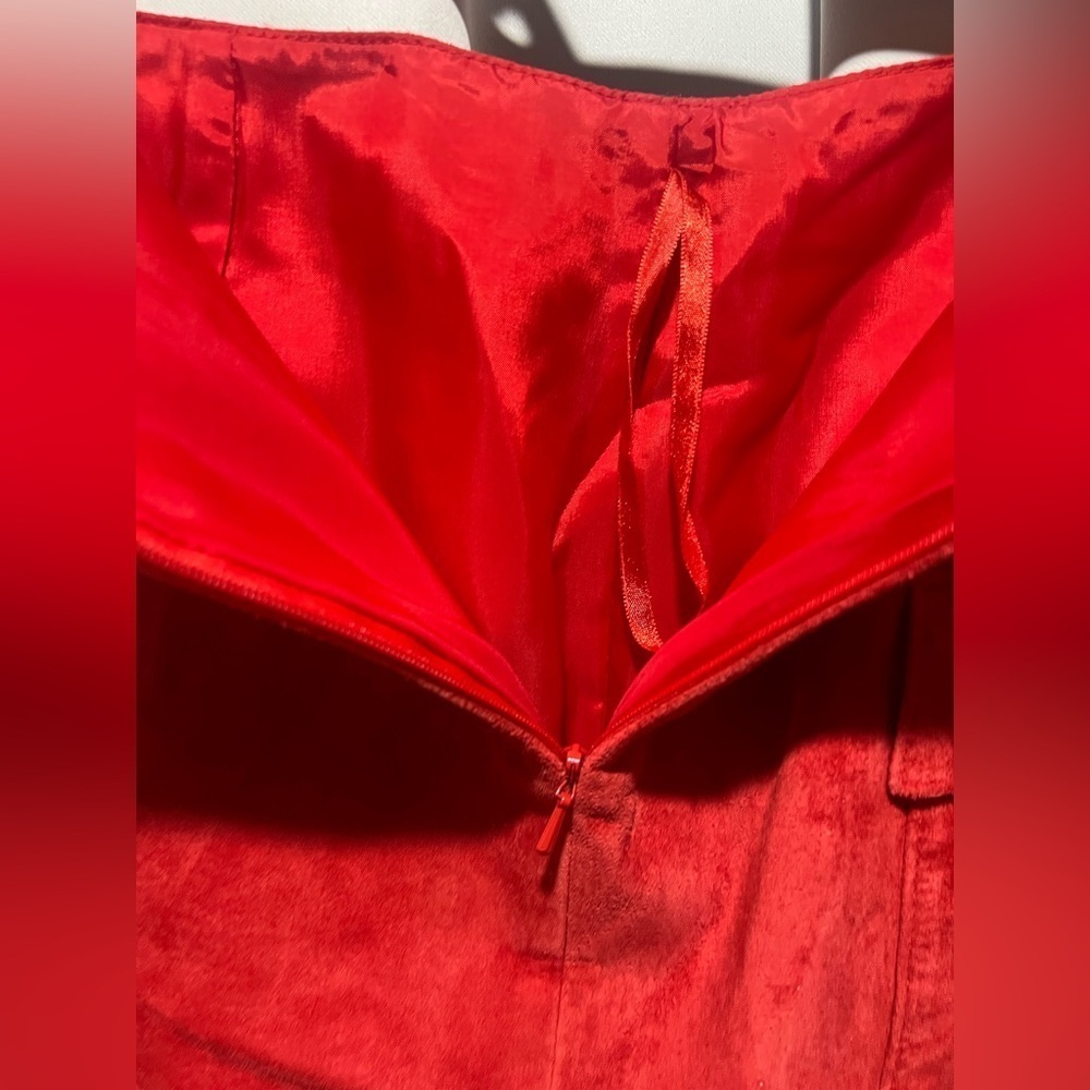 Worth Red Suede Mini Skirt Size 14 | Pocket Detail | Fall Winter - Picture 5 of 6